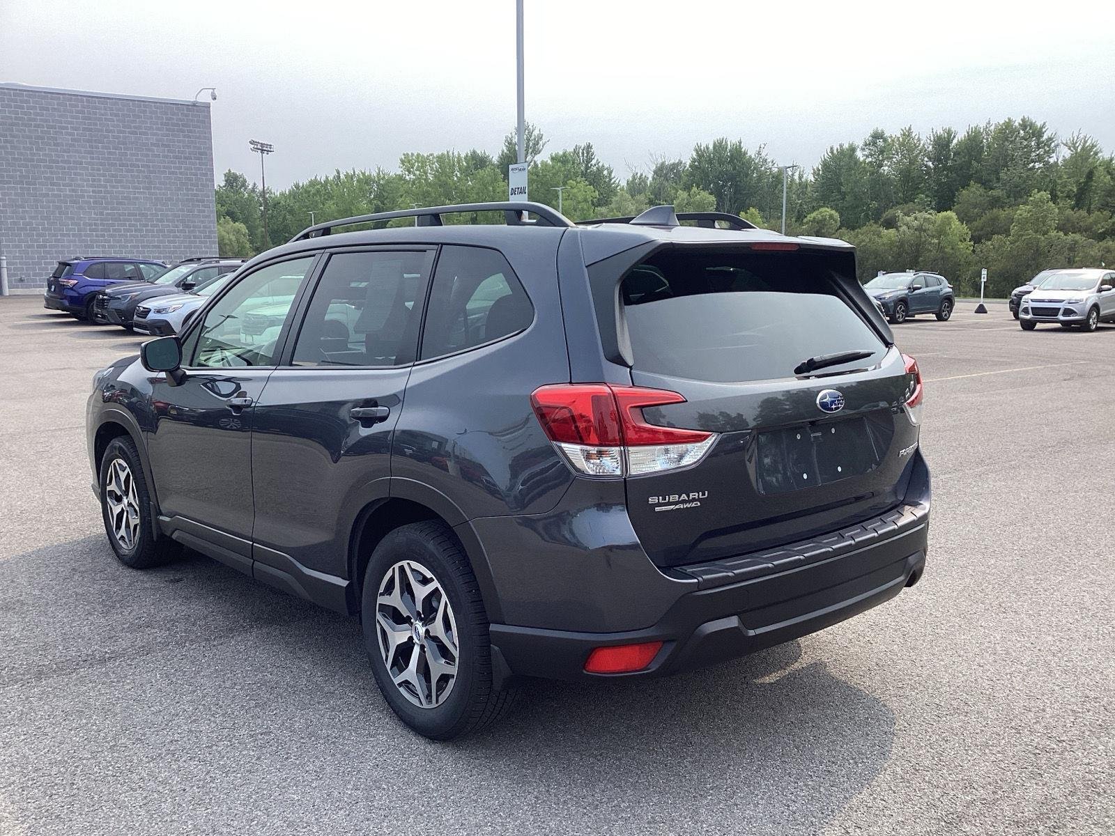 Used 2022 Magnetite Gray Metallic Subaru Premium image 5