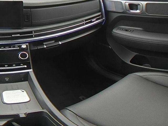 New 2027 Silver Hyundai Limited AWD image 38