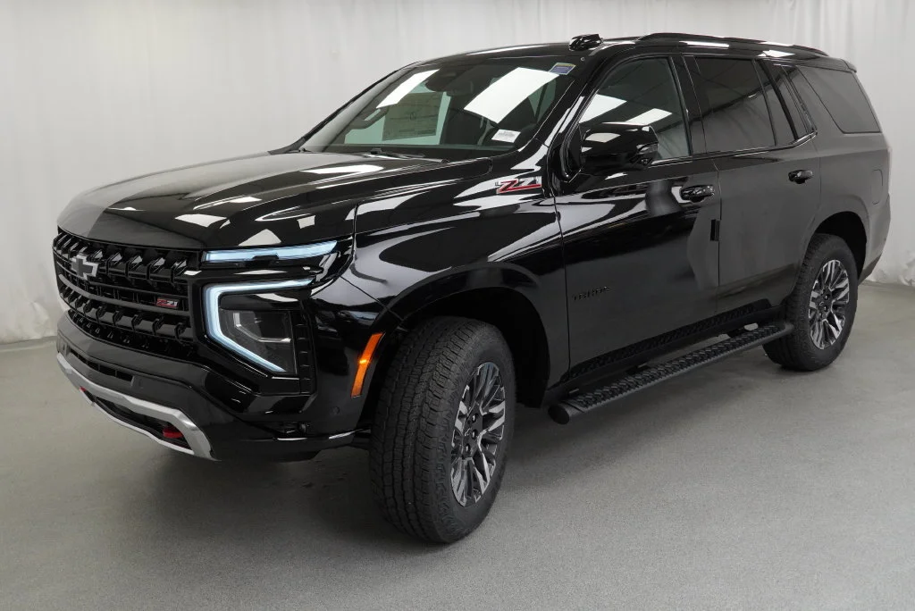 New 2026 Black Chevrolet Z71 image 4