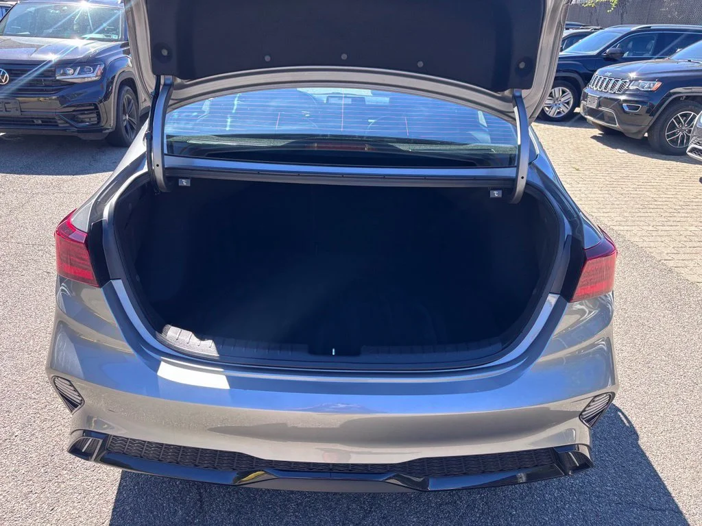 Used 2023 Gray Kia GT-Line image 23