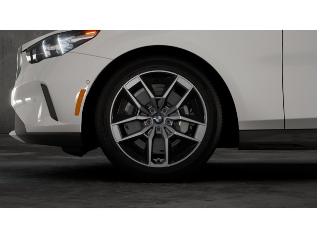 2026 BMW 5 Series 530i - Photo 7