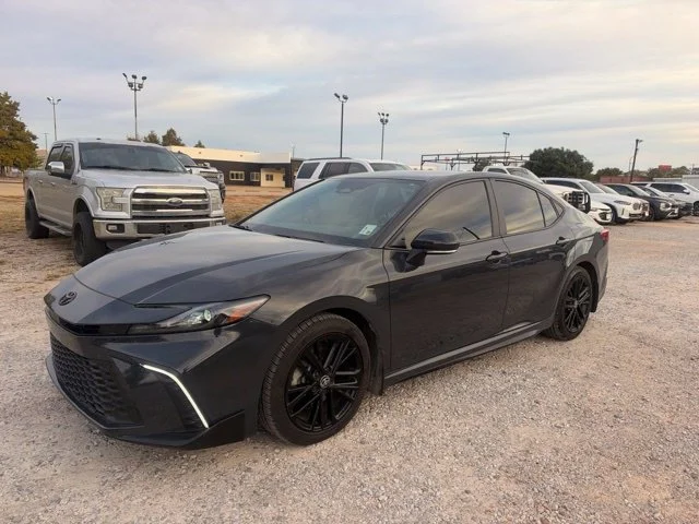 Used 2025 Gray Toyota SE image 5