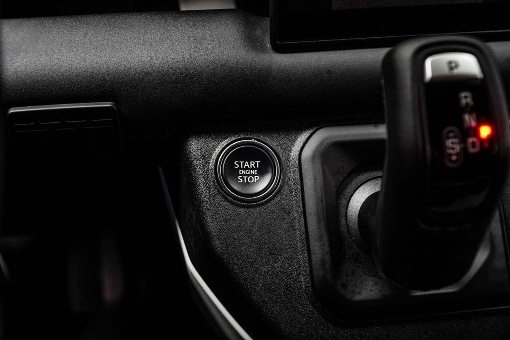 Used 2025 White Land Rover S image 24