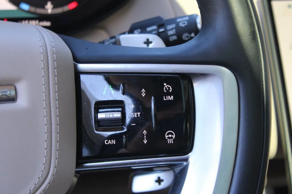 2023 Land Rover Range Rover SE - Photo 18