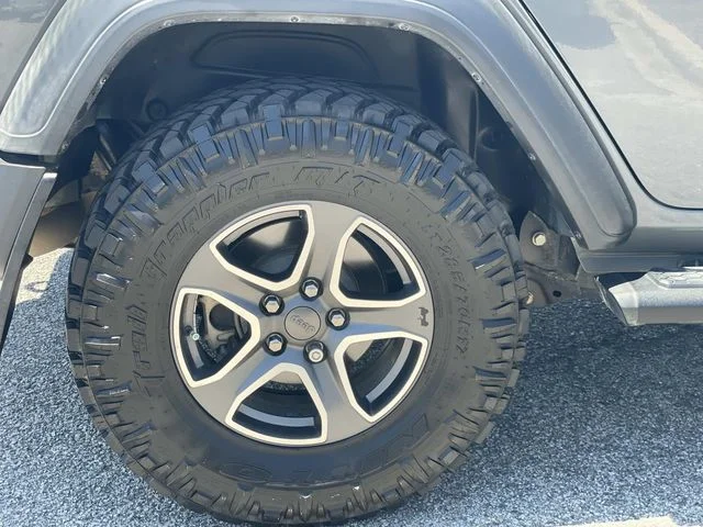 Used 2020 Gray Jeep Unlimited Sport S image 7