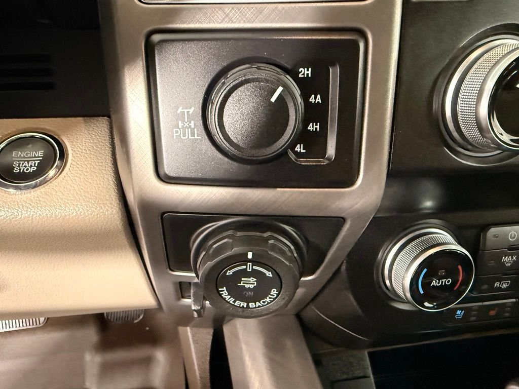 Used 2019 Black Metallic Ford Limited image 26
