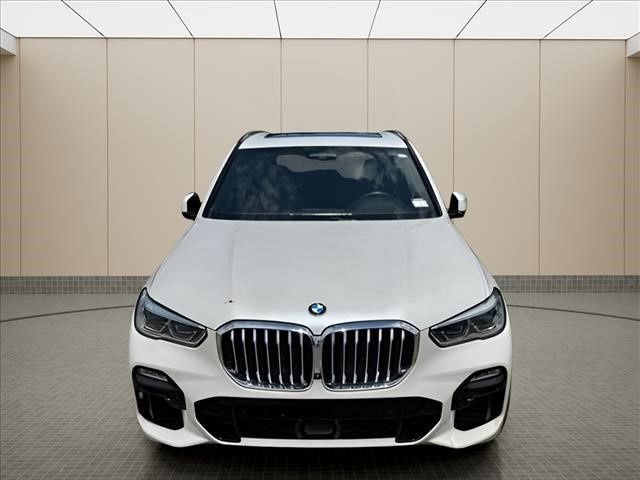 Used 2019 White BMW xDrive50i image 10