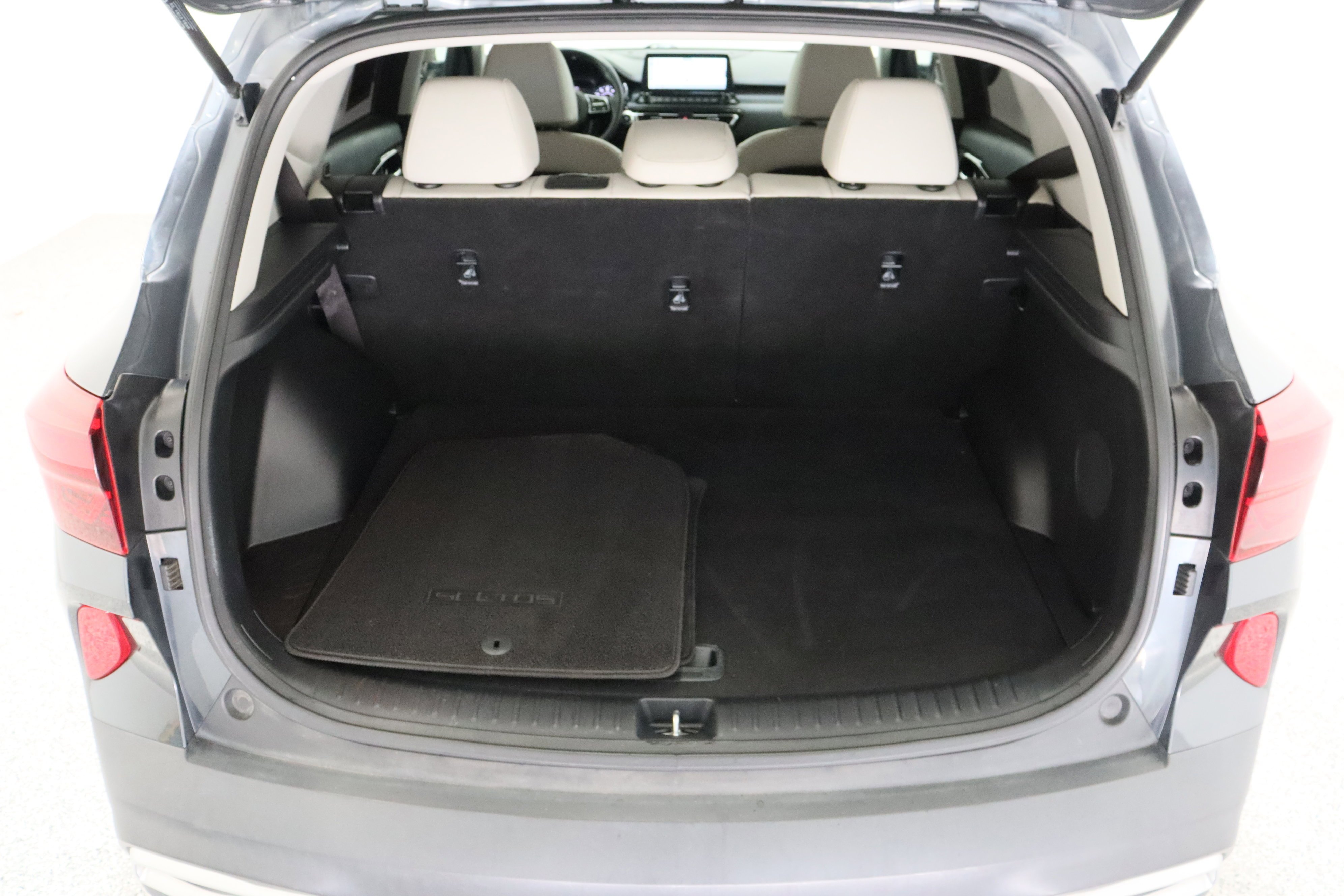 Used 2021 Gravity Gray Kia SX 1.6T image 36