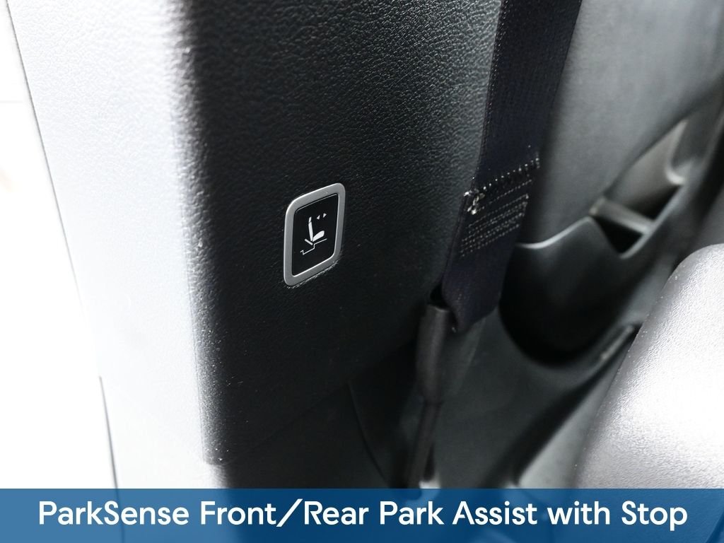 2026 Chrysler Pacifica Select - Photo 20