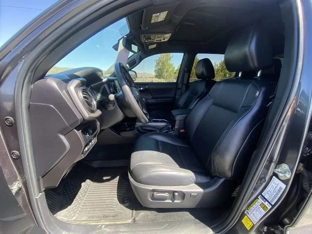 Used 2022 Magnetic Gray Metallic Toyota SR image 11