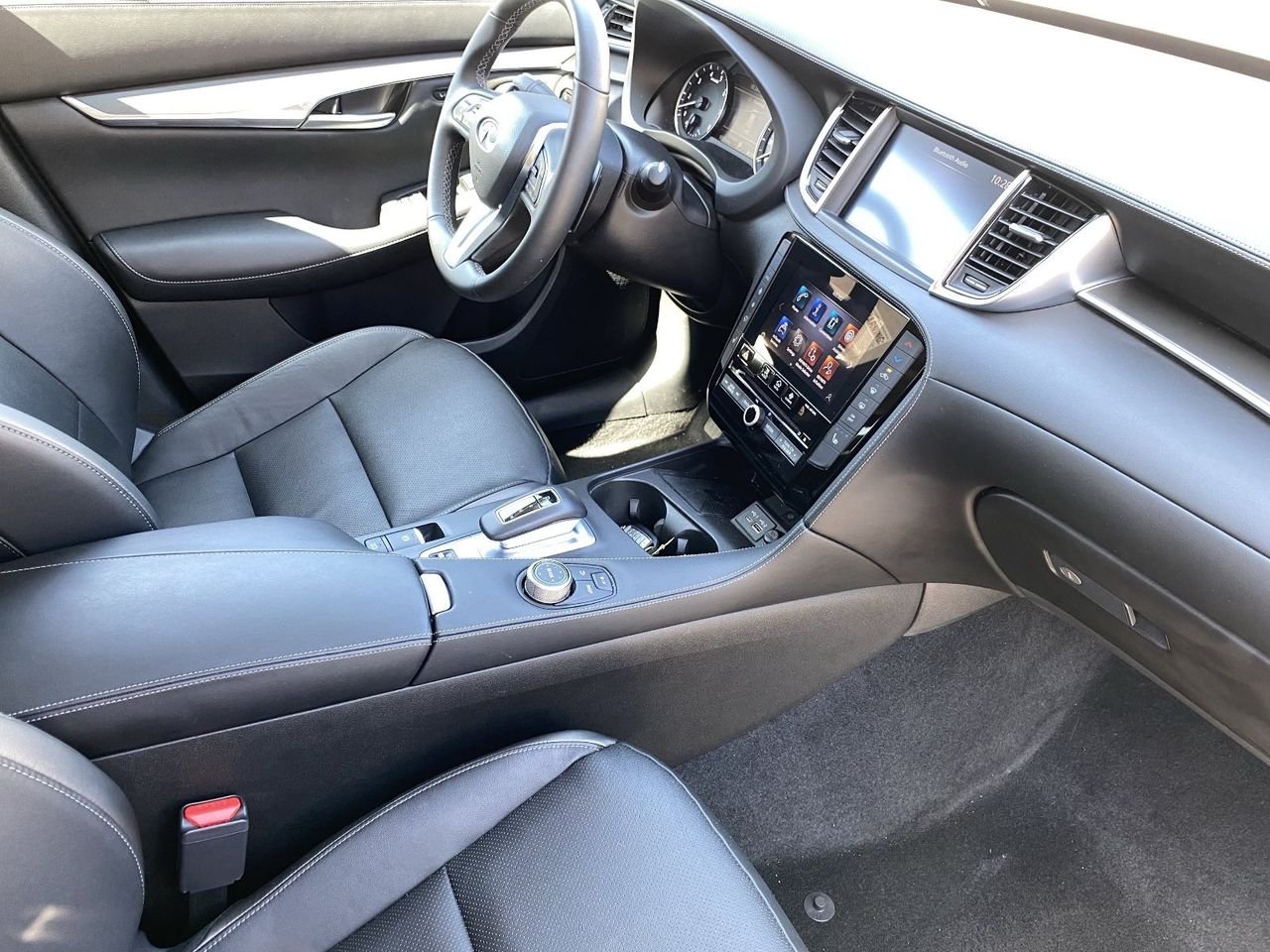 2025 INFINITI QX50 Luxe - Photo 9