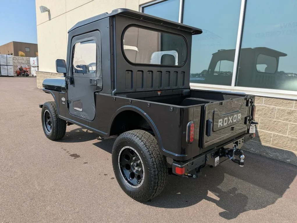 Used 2024 BLACK Mahindra  image 5