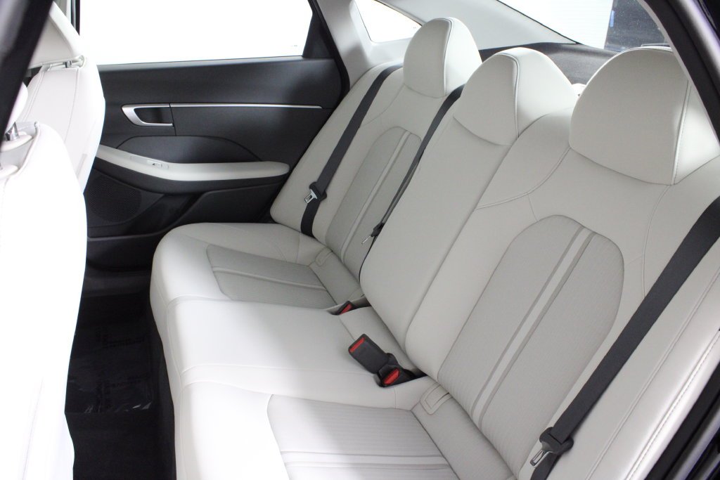 Certified Used 2026 Black Hyundai SE image 21