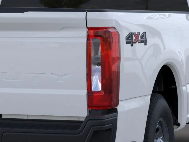 New 2026 Oxford White Ford XL image 21