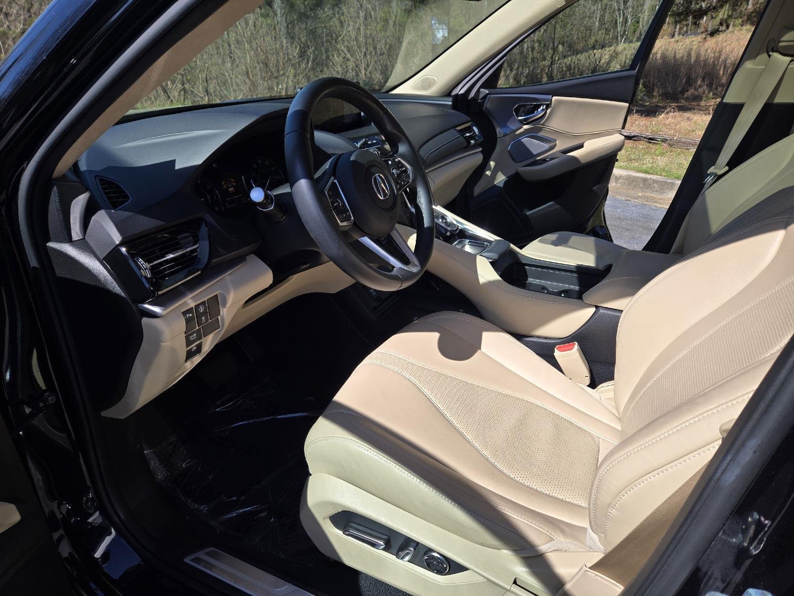 Used 2023 Majestic Black Pearl Acura w/Tech image 22