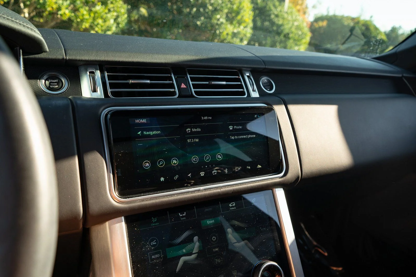 Used 2021  Land Rover Westminster image 36
