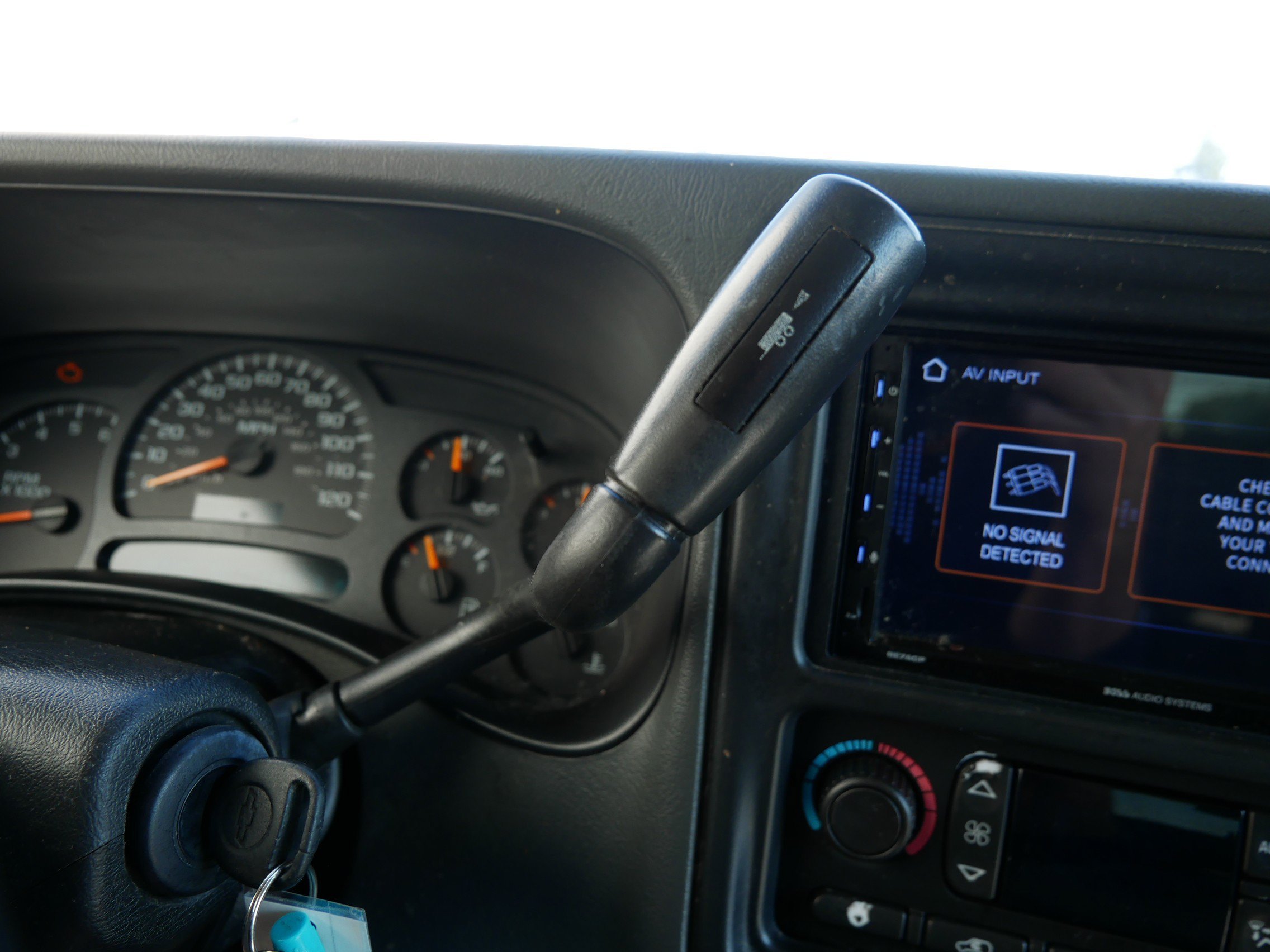 2005 Chevrolet Tahoe - Photo 25