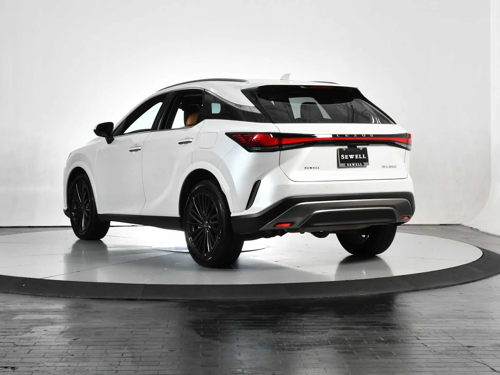 Certified Used 2025 EMINENT WHITE PEARL Lexus Premium Plus image 4