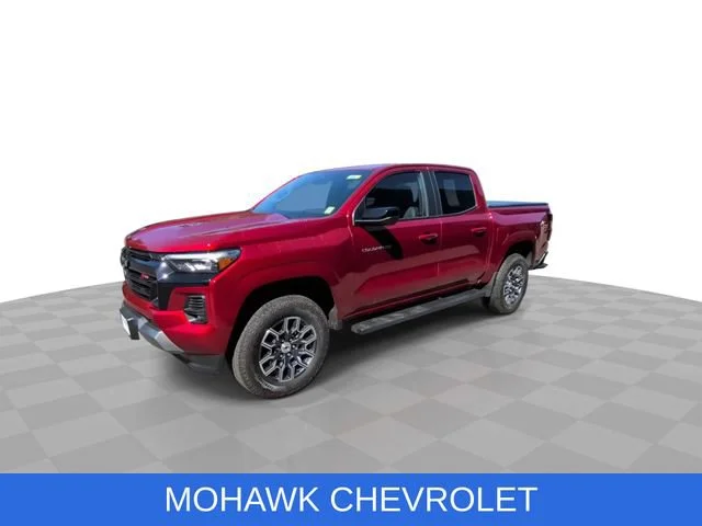 Used 2023 Radiant Red Tintcoat Chevrolet Z71 image 4
