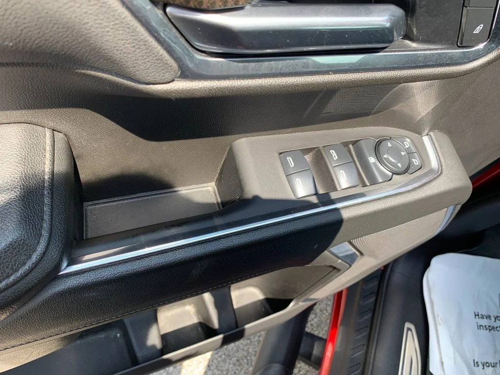 Used 2025 Red Chevrolet RST image 13