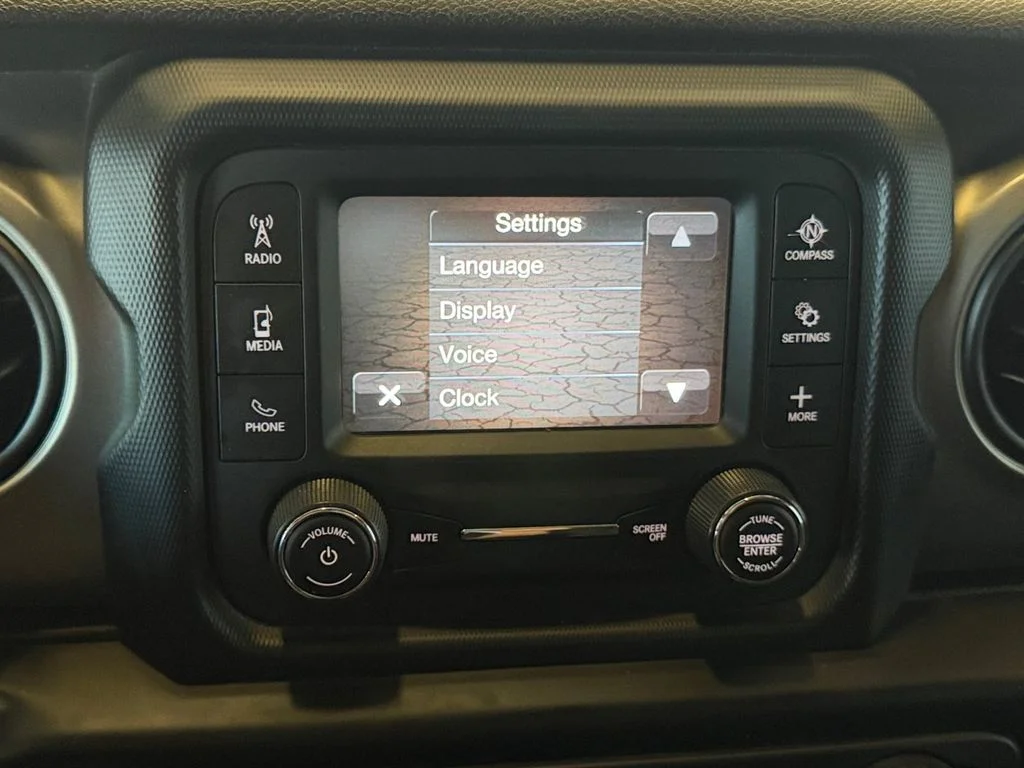Used 2019 Yellow Jeep Unlimited Sport S image 13