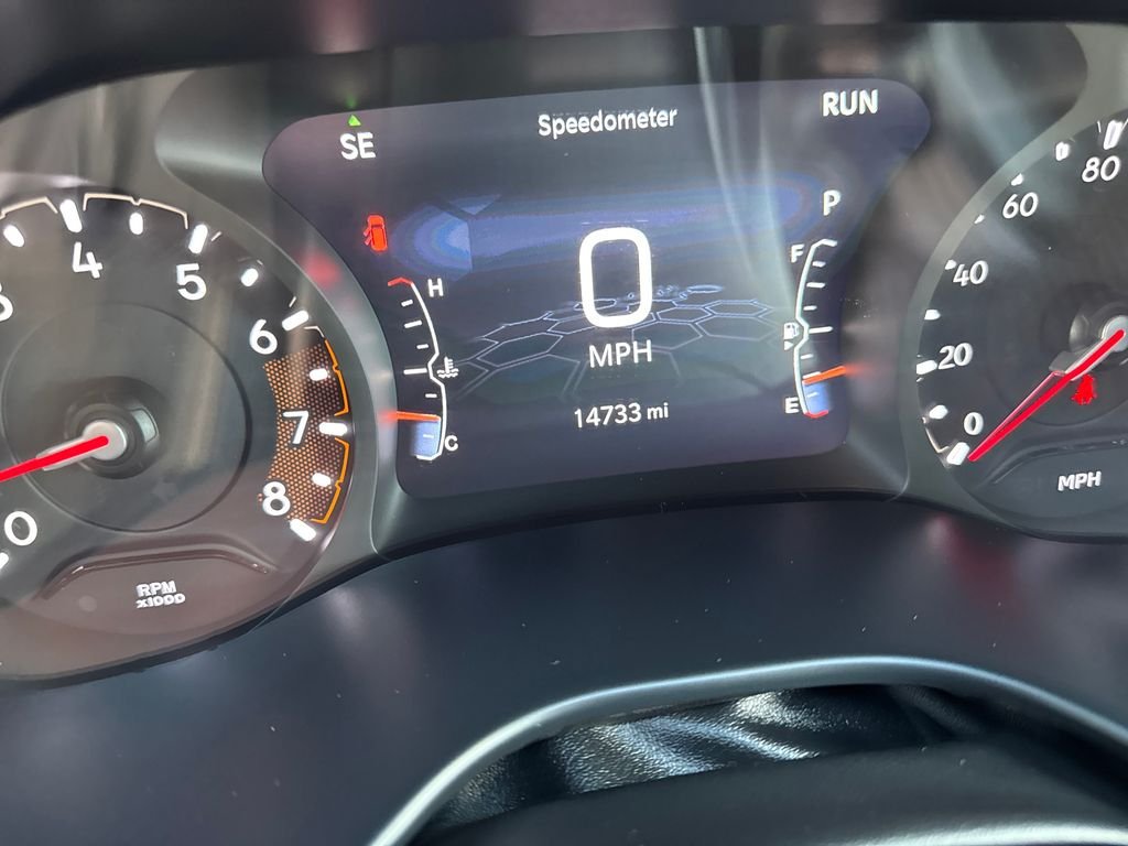 Used 2025 Black Jeep Latitude image 17