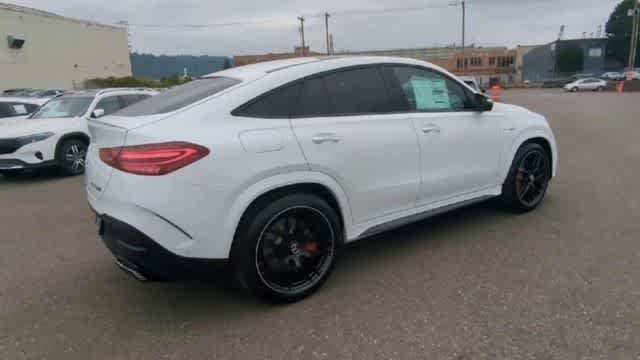 New 2026 MANUFAKTUR Moonlight White Metallic Mercedes-Benz AMG® GLE 63 S 4MATIC+ Coupe image 8