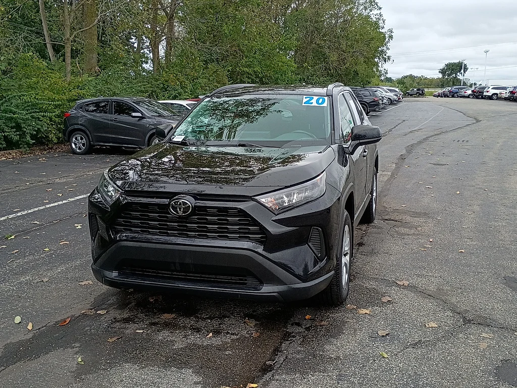 Used 2020 Midnight Black Metallic Toyota LE image 7