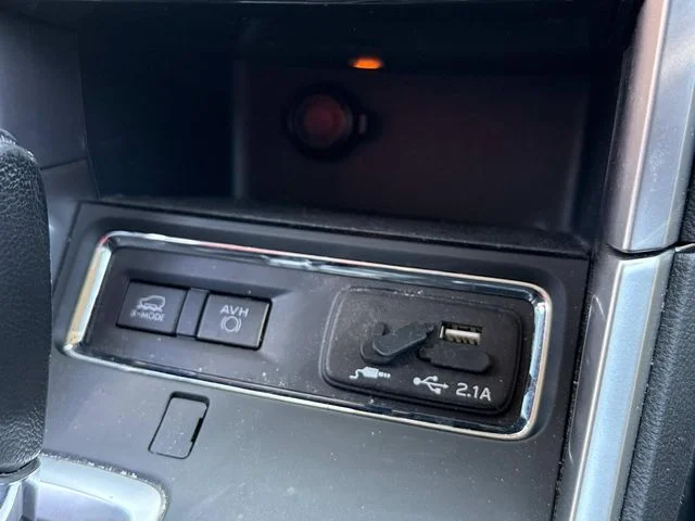 Used 2019 Gray Subaru Limited image 28