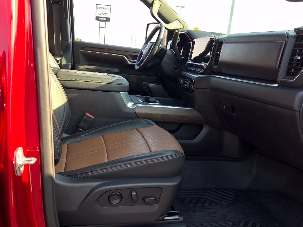 Used 2025 Radiant Red Tintcoat Chevrolet High Country image 22