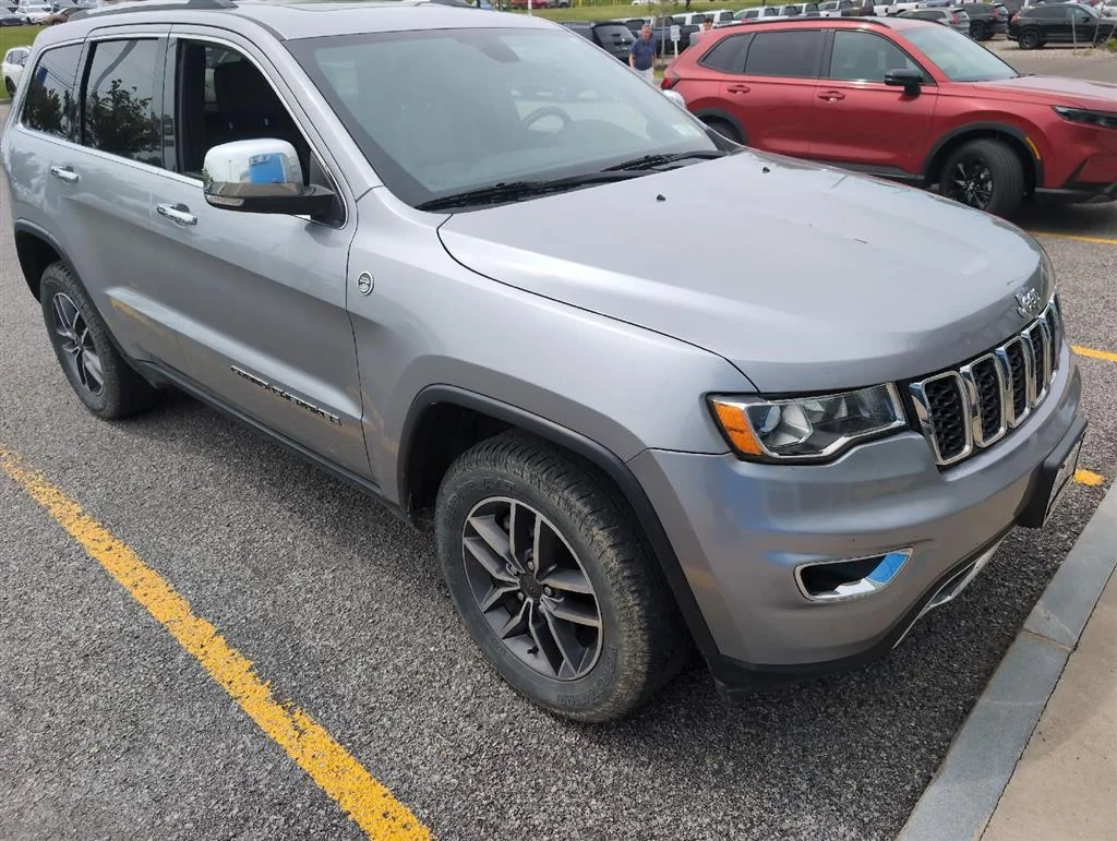 2020 Jeep Grand Cherokee Limited 4WD's photo