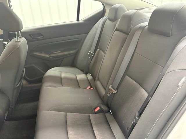 Used 2025 White Nissan 2.5 SV image 9