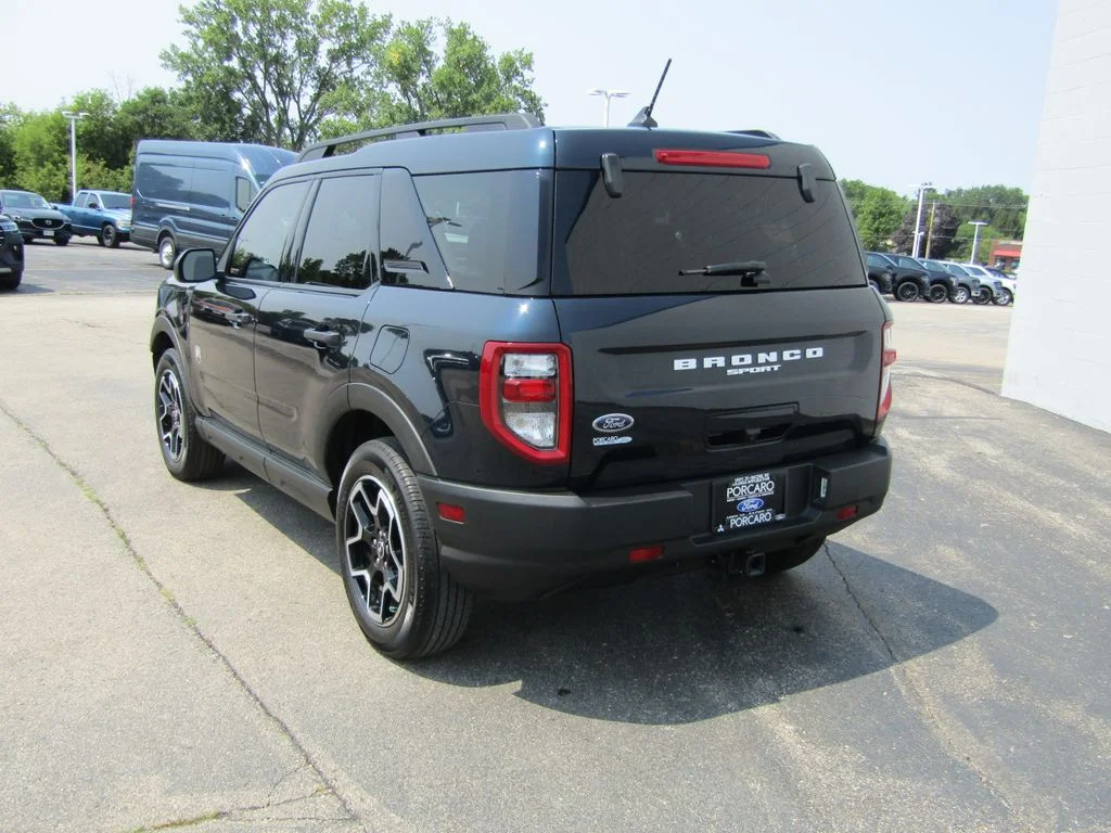 Used 2022 Blue Metallic Ford Big Bend image 6