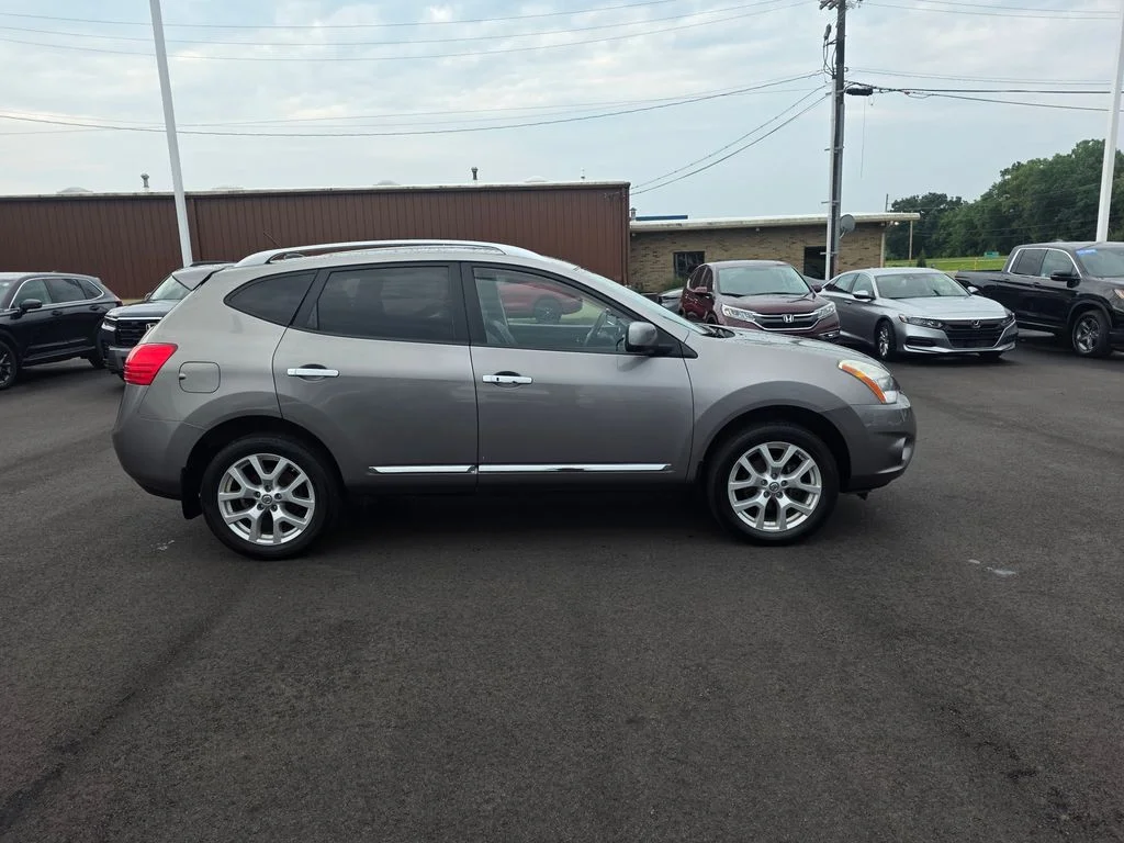 Used 2011 Nissan Rogue SV with VIN JN8AS5MV4BW681494 for sale in Dover, OH