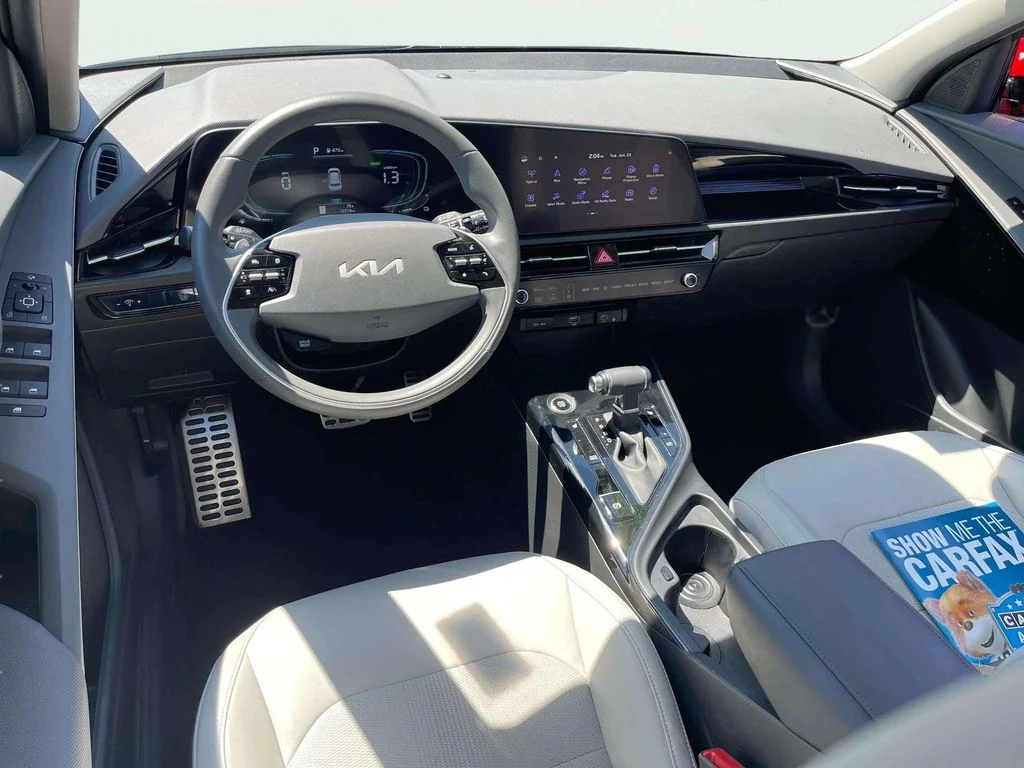 Certified Used 2025 Runway Red Kia EX Touring image 26