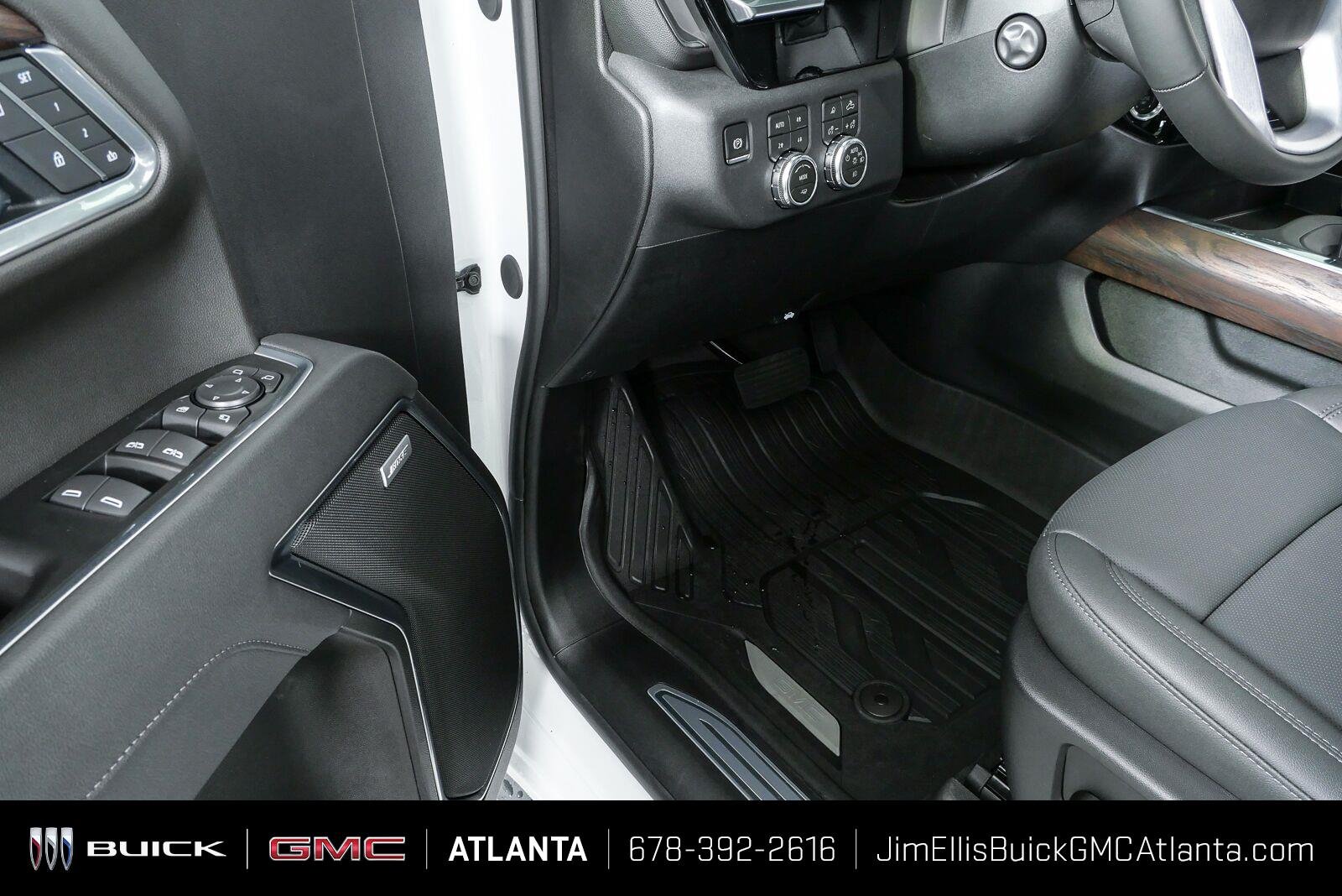2026 GMC Sierra 1500 SLT - Photo 8