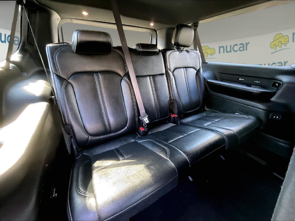 Used 2024 Metallic Jeep Series II image 17