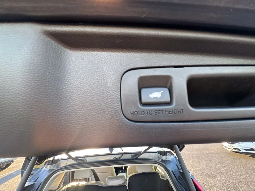 Used 2025 Gray Honda EX-L image 21