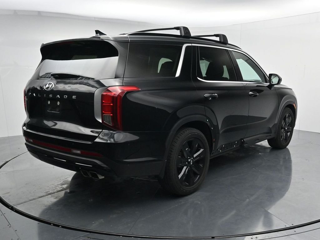 Used 2023 Black Hyundai XRT image 7