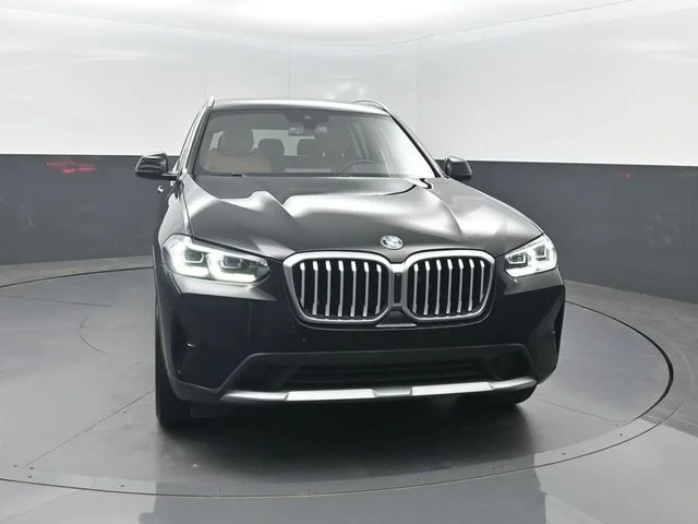 Used 2023 Black BMW xDrive30i image 31
