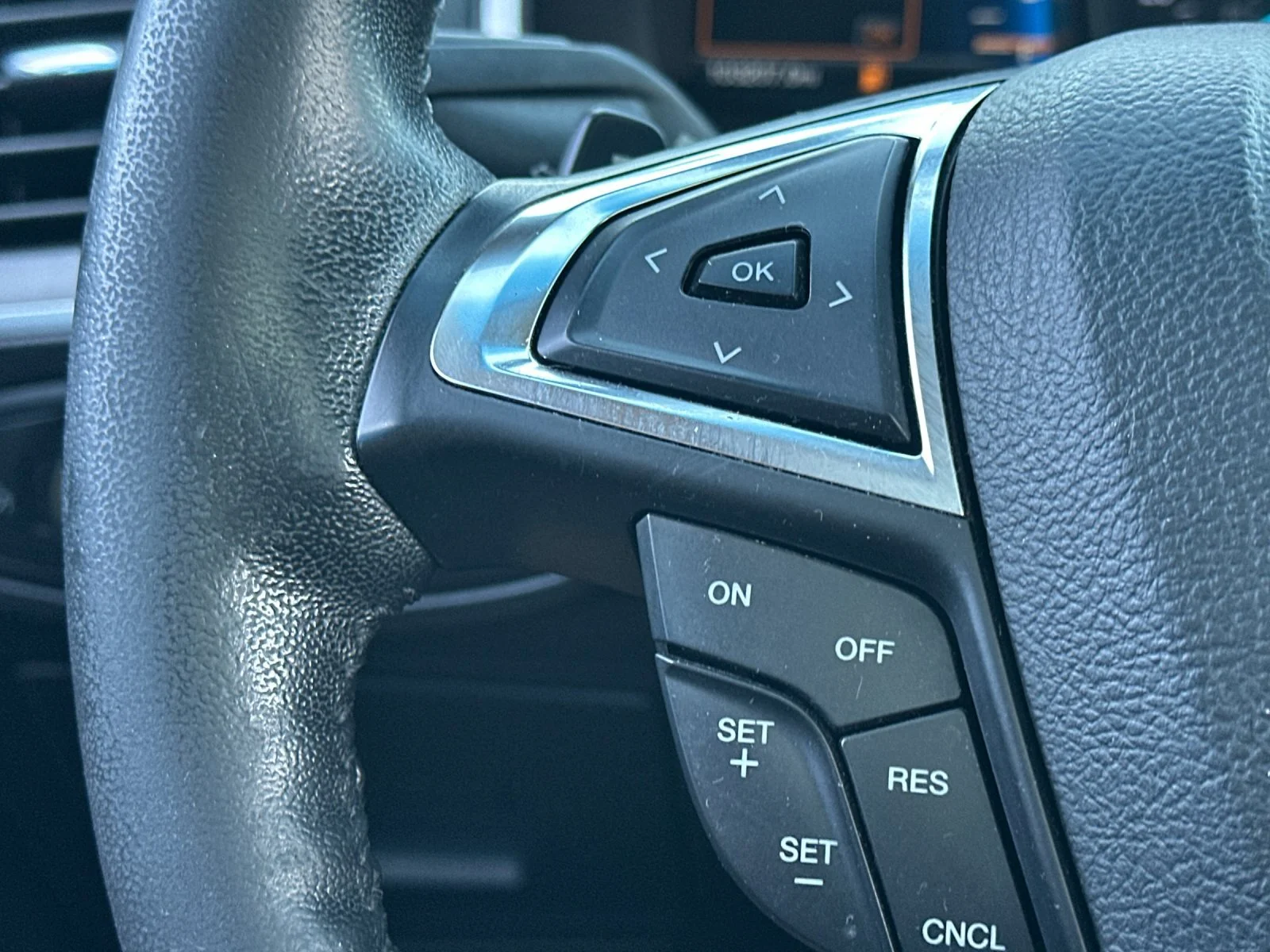 Used 2017 Red Ford SEL image 25