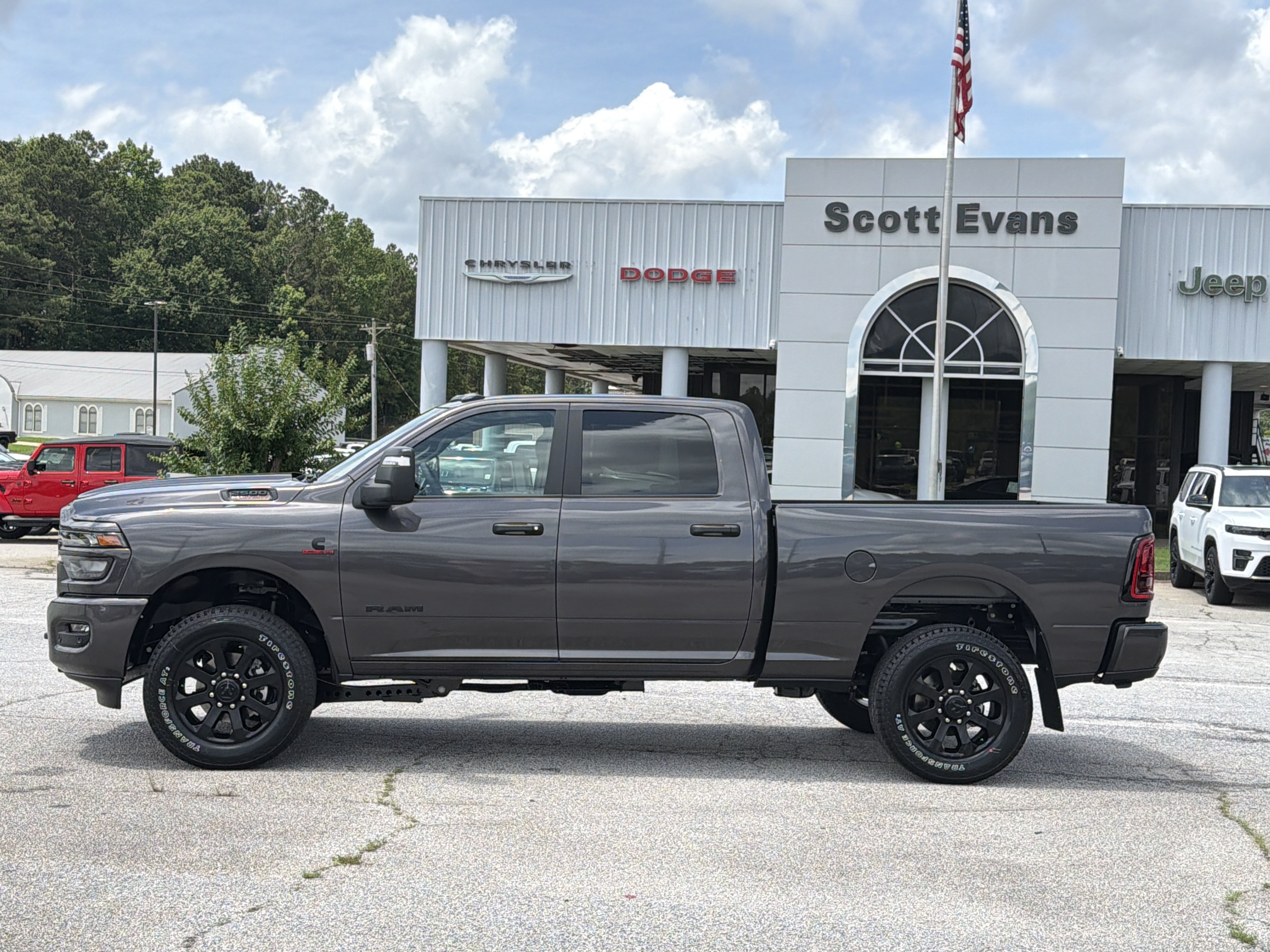 New 2026 Granite Crystal Metallic Clear-Coat Exterior Paint RAM Big Horn image 5