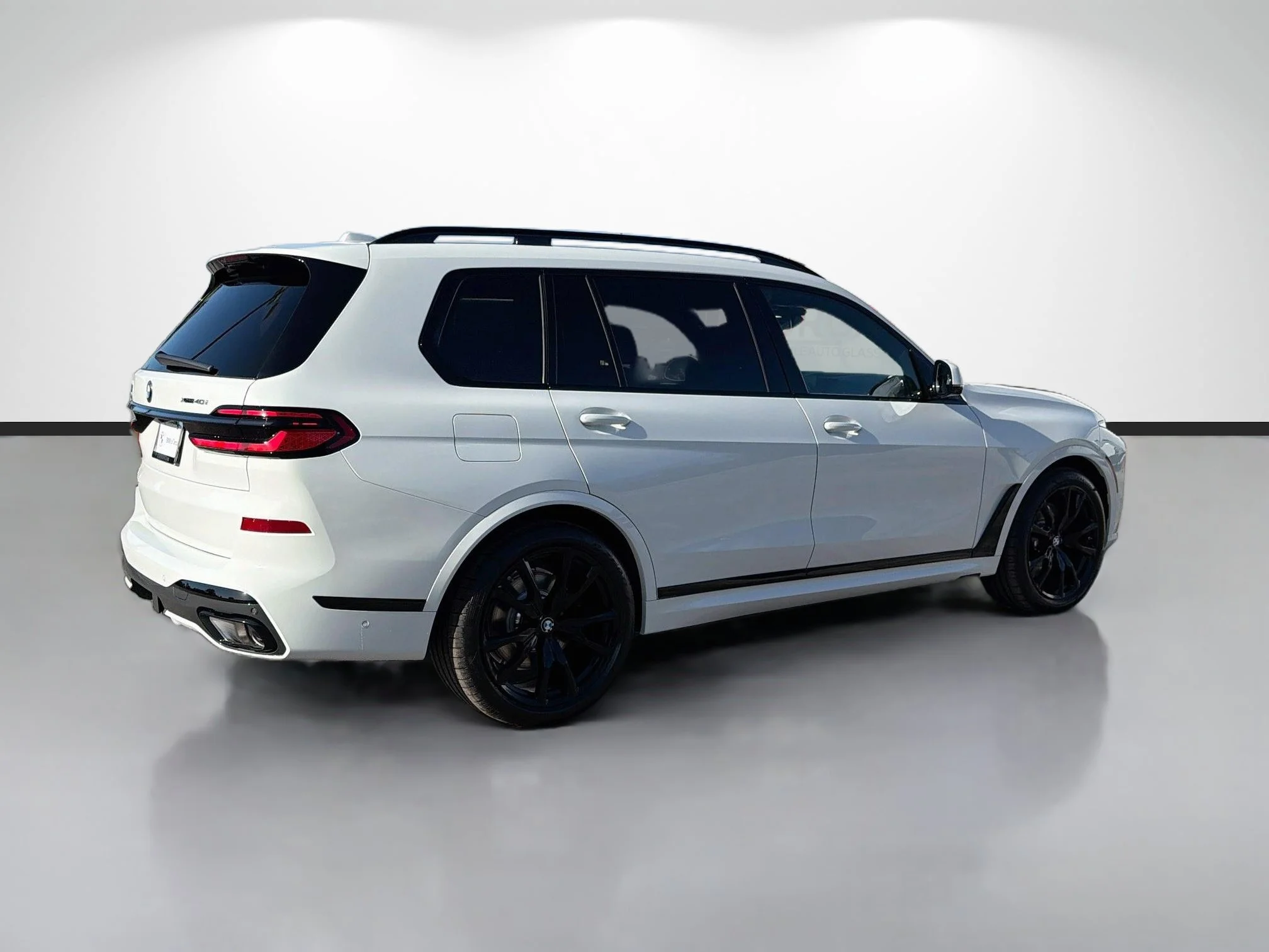 New 2027 Alpine White BMW xDrive40i image 3