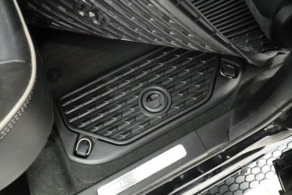 Used 2022 Black Ram Laramie image 25
