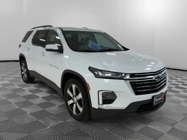 Used 2022 White Chevrolet LT Leather image 7