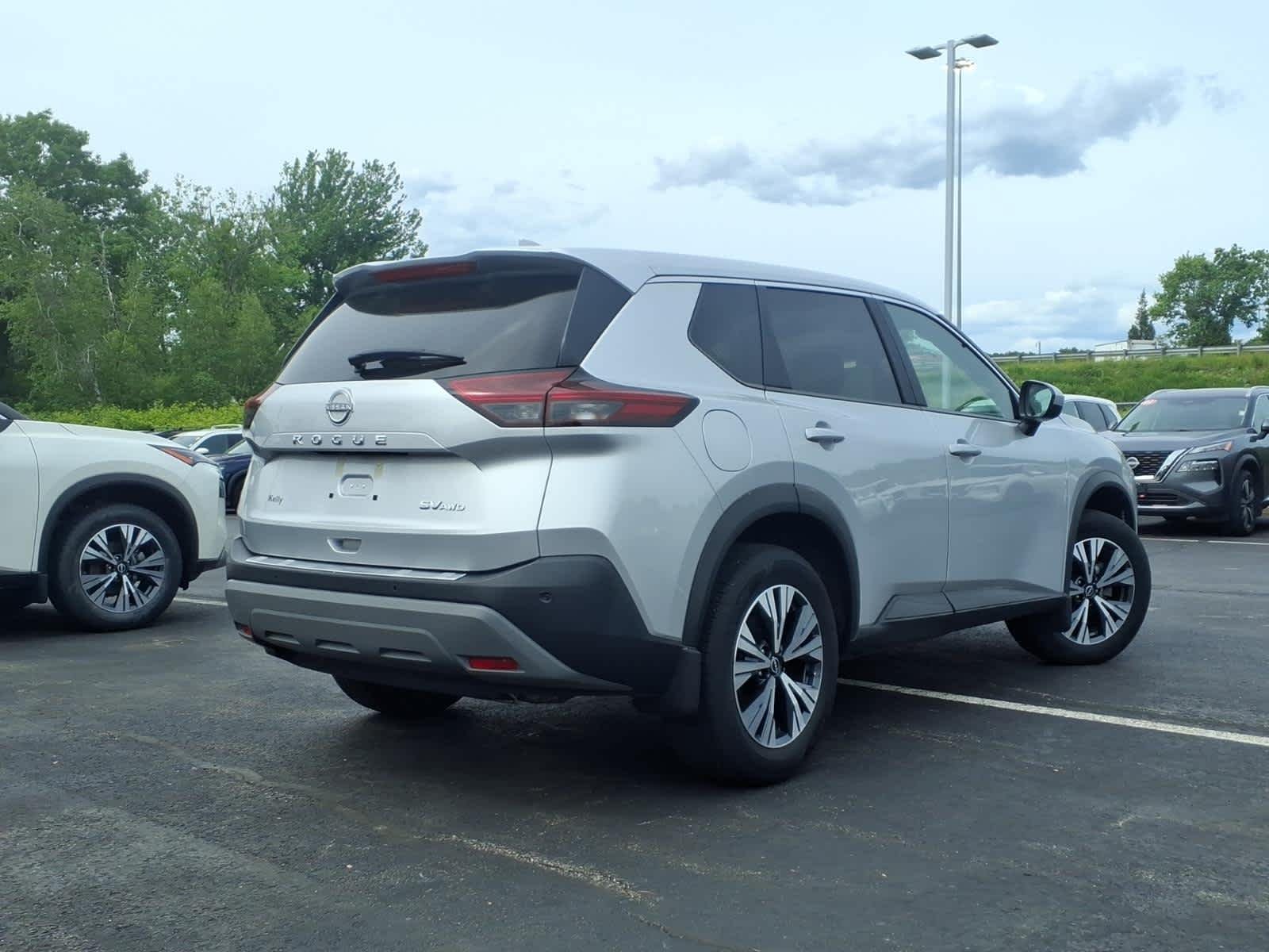 Certified Used 2023 Brilliant Silver Metallic Nissan SV image 5