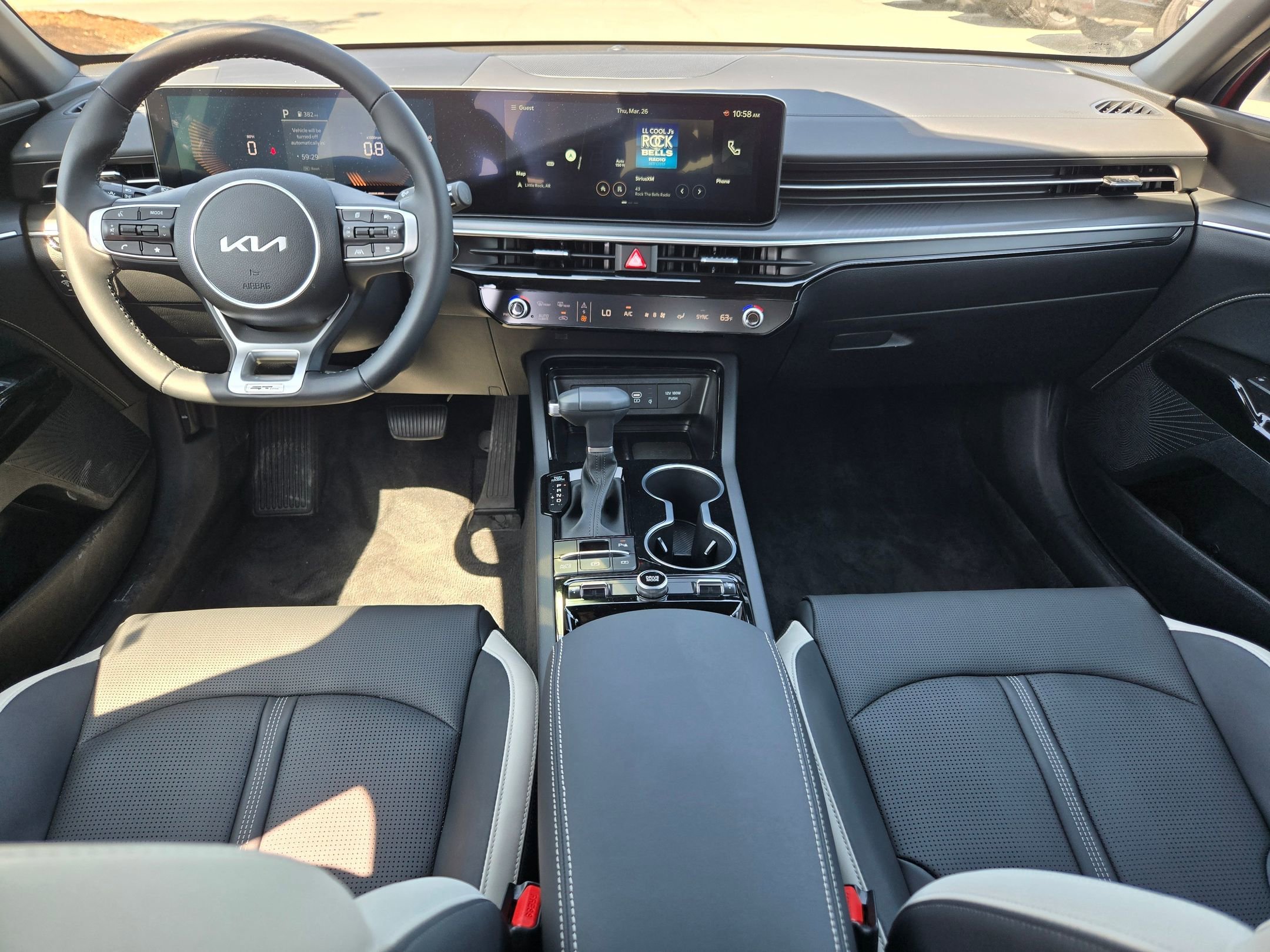 2026 Kia K5 GT-Line - Photo 10