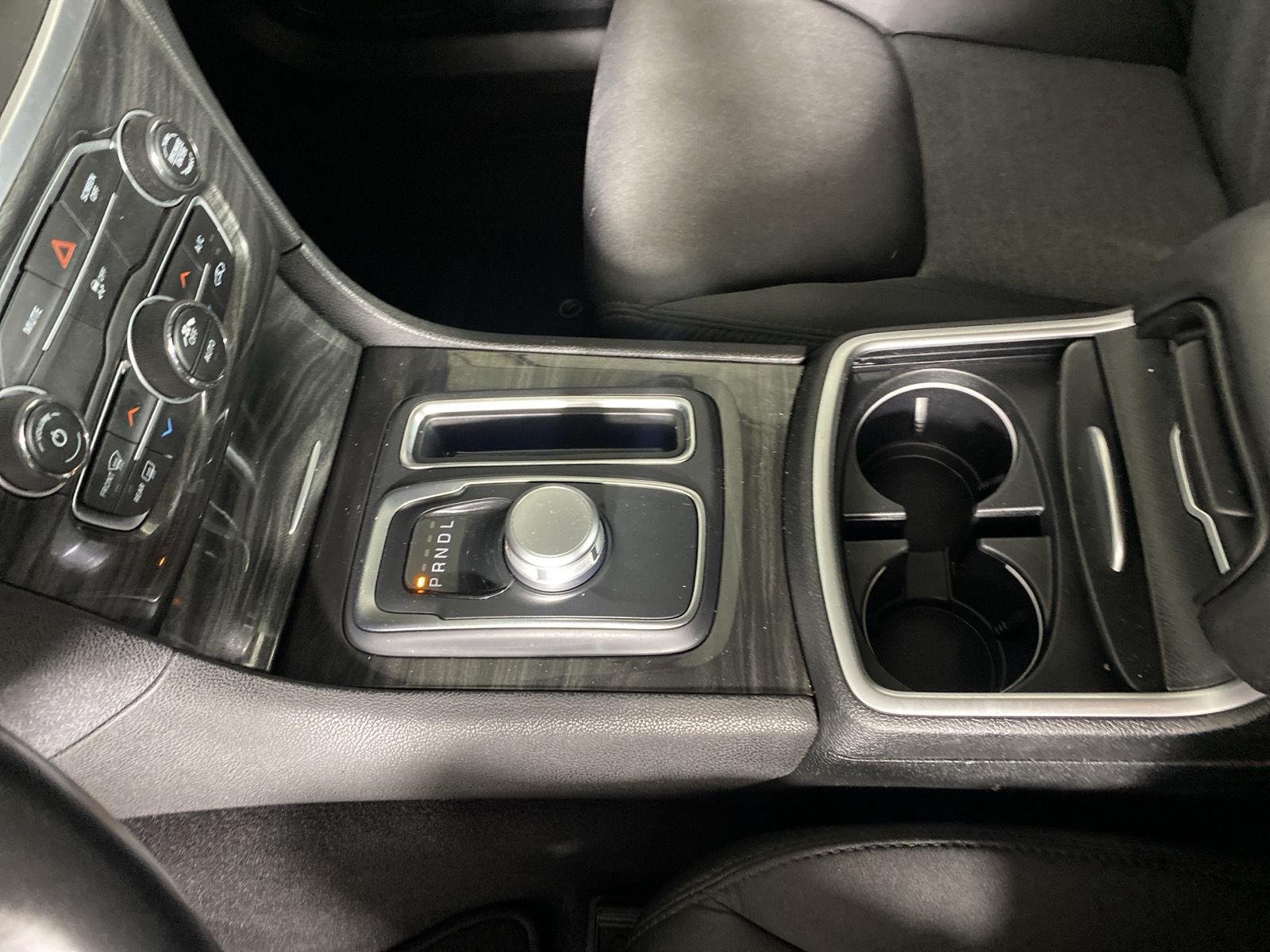 Used 2019 Gloss Black Chrysler Touring image 23