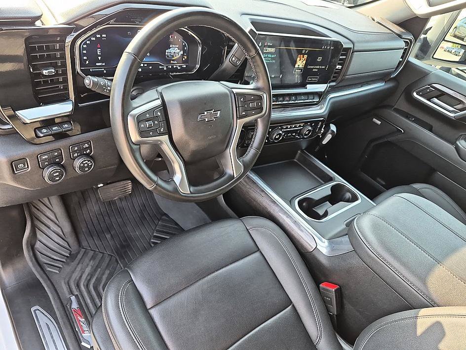 Used 2024 Summit White Chevrolet LTZ image 16