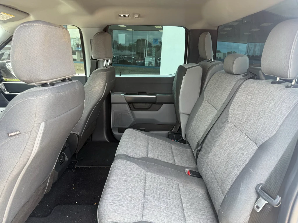 Used 2022 Oxford White Ford XL image 11